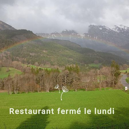 Готель La Neyrette Saint-Disdier-en-Devoluy Екстер'єр фото